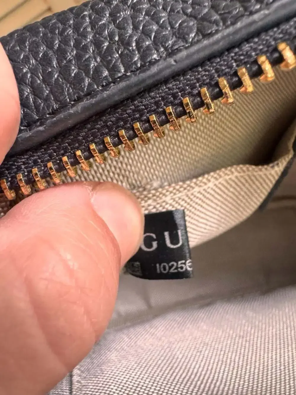 Gucci Black Pebbled Leather Soho Disco Crossbody Bag